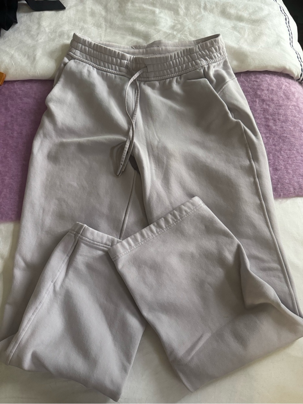 Lululemon Lavender Sweatpants - Picture 4 of 6
